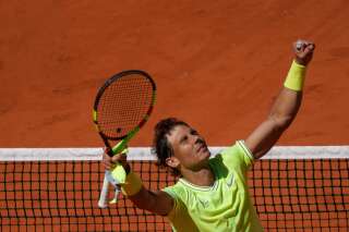 Roland-Garros: Rafael Nadal bat Roger Federer et file en finale