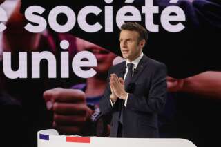 Emmanuel Macron photographié lors de sa conférence de presse le 17 mars à Aubervilliers