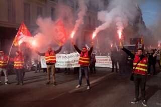 Retraites: 130.000 manifestants à Paris selon la CGT, la mobilisation en baisse