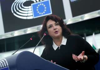 Helena Dalli, commissaire européenne en charge de l'Egalité lance un appel à la mobilisation de tous contre les violences faites aux femmes.