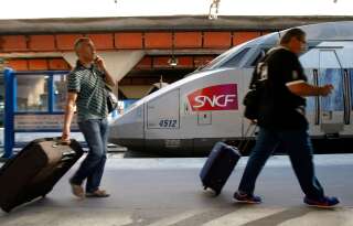 La SNCF mettra “environ deux ans” à retrouver son niveau de trafic avant crise et va simplifier sa tarification actuelle,  a déclaré Jean-Pierre Farandou, PDG du groupe ferroviaire français, lors d’un entretien <a href=