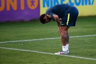 Neymar quitte un entraînement avec la Seleçao, mais écarte 
