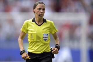 En quelques mois Stéphanie Frappart a découvert la Ligue 1 et officié lors de la finale de la Coupe du monde féminine. Elle sera bientôt au sifflet pour l'un des matches les plus prestigieux de la saison masculine: la Supercoupe de l'UEFA.