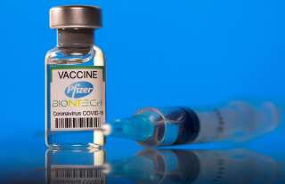 Le vaccin contre le covid-19 de Pfizer-BioNTech est désormais pleinement autorisé aux États-Unis par l'agence du médicament locale (photo d'illustration prise en Bosnie-Herzégovine, fin août 2021).