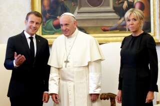 Quelle stratégie se cache derrière l'opération séduction d'Emmanuel Macron envers le Pape?