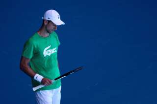Djokovic figure bien sur le tableau de l'Open d'Australie qu'il n'est toujours pas sûr de jouer