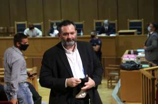 L'eurodéputé grec Ioannis Lagos lors d'un procès visant des membres d'Aube Dorée , à Athènes, le 12 octobre 2020