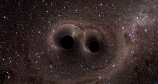 Simulation de la fusion de deux trous noirs