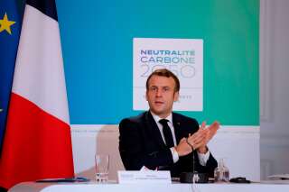 Accord de Paris: 5 ans après, Macron salue le retour des États-Unis