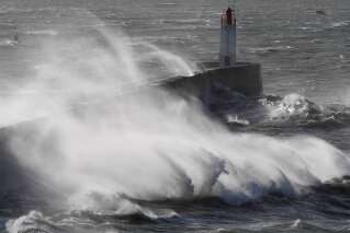 Tempête Carmen: Des rafales de 140 km/h attendues en Corse et sur la façade atlantique