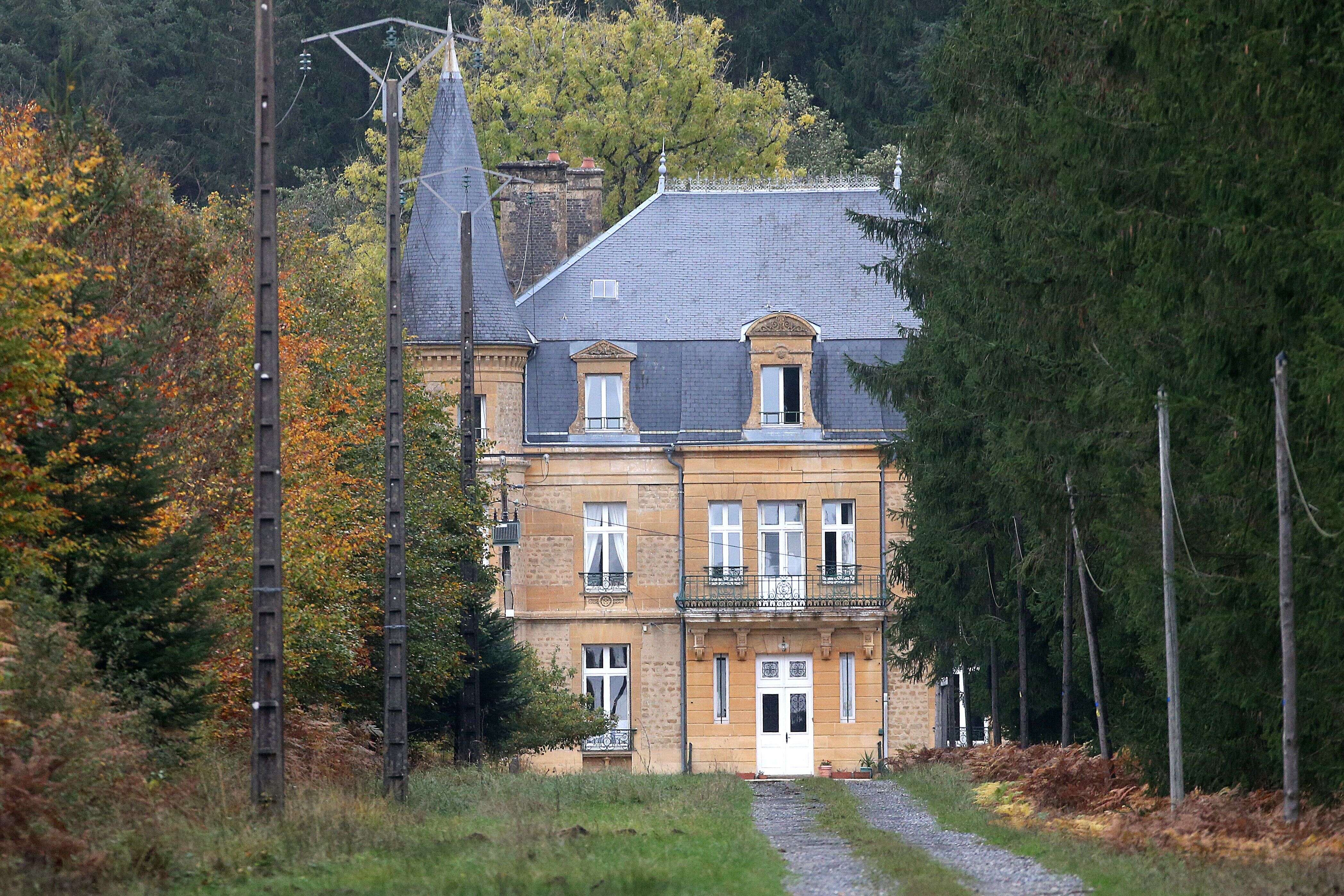 Le château de Sautou, ancienne propriété du tueur en série Michel Fourniret, le 27 octobre 2020.