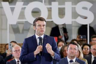 Le meeting de Macron est un casse-tête pour les chaines de télé