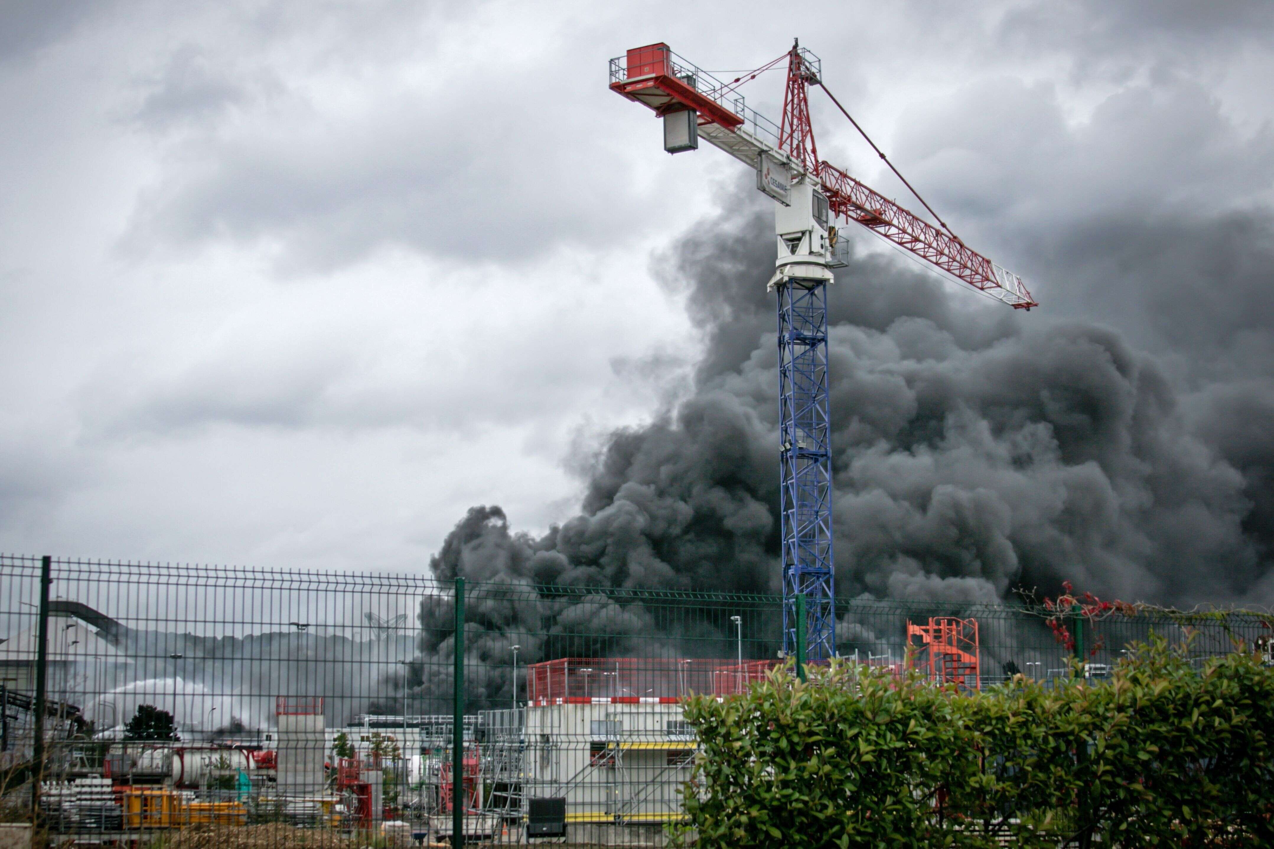 Le 26 septembre dernier, un violent incendie a dévasté le site de l'usine Lubrizol de Rouen.