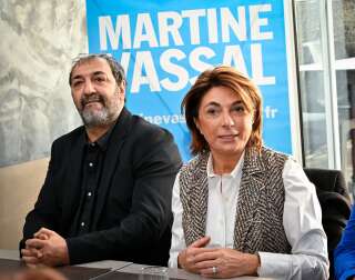 Martine Vassal, candidate LR à Marseille en compagnie du comédien Moussa Maaskri.