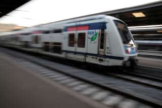En pleine grève RATP et SNCF, une femme accouche dans le RER D