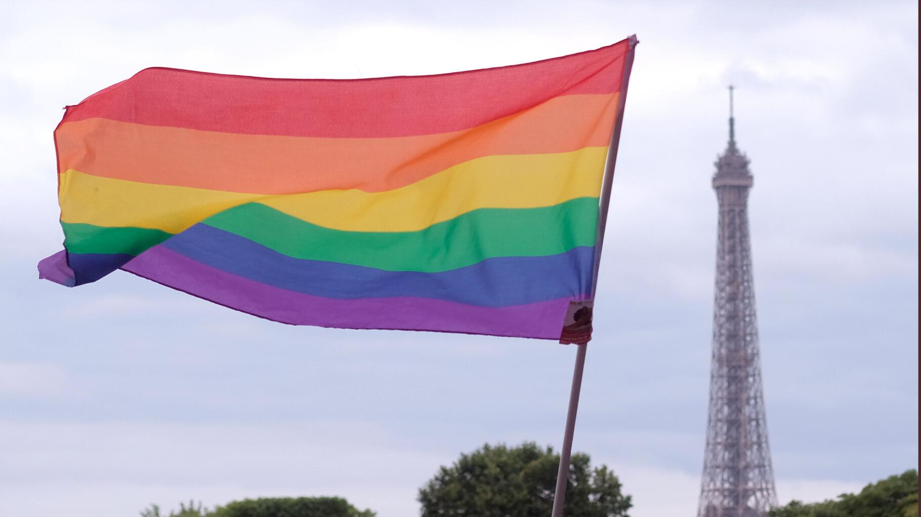 Pourquoi la loi sur la réparation des personnes condamnées pour homosexualité ne satisfait pas les militants LGBT