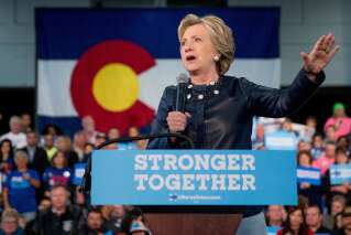 Hillary Clinton de nouveau face à un rebondissement gênant dans l'affaire de ses emails