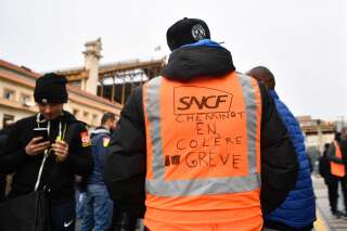 La réforme de la SNCF par Macron, c'est le service public français dynamité par l'Europe