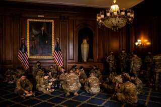 États-Unis: des militaires à la retraite s'en prennent à Biden