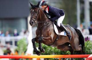 Emmenée par Nicolas Touzaint, l'équipe de France d'équitation a remporté la médaille de bronze au concours complet par équipes aux Jeux olympiques de Tokyo.
