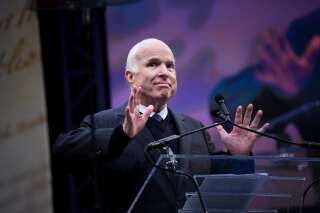John McCain, atteint d'un cancer du cerveau, refuse que Donald Trump assiste à son enterrement