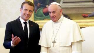 Quelle stratégie derrière l'opération séduction de Macron devant le Pape?