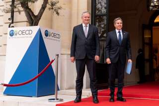 Le secrétaire d'Etat américain Antony Blinken rencontre le secrétaire général de l'OCDE Mathias Corman au siège de l'organisation à Paris le 25 juin 2021 (photo d'illustration).