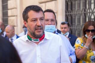 Salvini conteste les sanctions contre la Russie et provoque un tollé en Italie