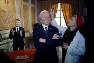 Les statues de cire de Joe Biden et Emmanuel Macron, le 18 mai 2021.