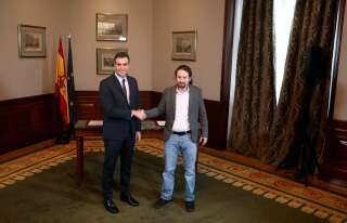 Pedro Sanchez et Pablo Iglesias sont tombés d'accord pour former une coalition.