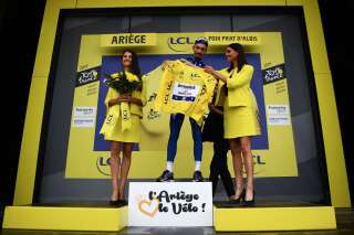 Tour de France: Il n'y aura plus deux hôtesses sur les podiums