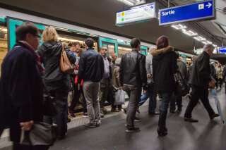 En ce 5 décembre, les places dans les métros et trains de la RATP et de la SNCF risquent d'être très chères.
