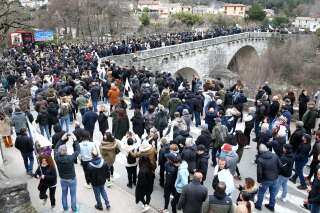Agression d'Yvan Colonna: à Corte, des milliers de manifestants dans les rues