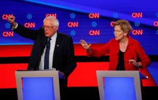 Bernie Sanders et Elisabeth Warren, les deux figures de l'aile gauche lors du deuxième débat pour l'investiture démocrate mardi 30 juillet.