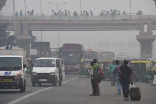 Mieux vaut ne pas chercher de ciel bleu ni d'air frais à New Delhi ce lundi 4 novembre, alors que l'épisode de pollution se poursuit de manière inquiétante.
