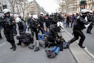Les Français ont de moins en moins confiance en leur police