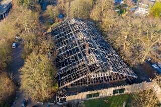 La maison des singes incendiée du zoo de Krefeld en Allemagne, le 1er janvier 2020.