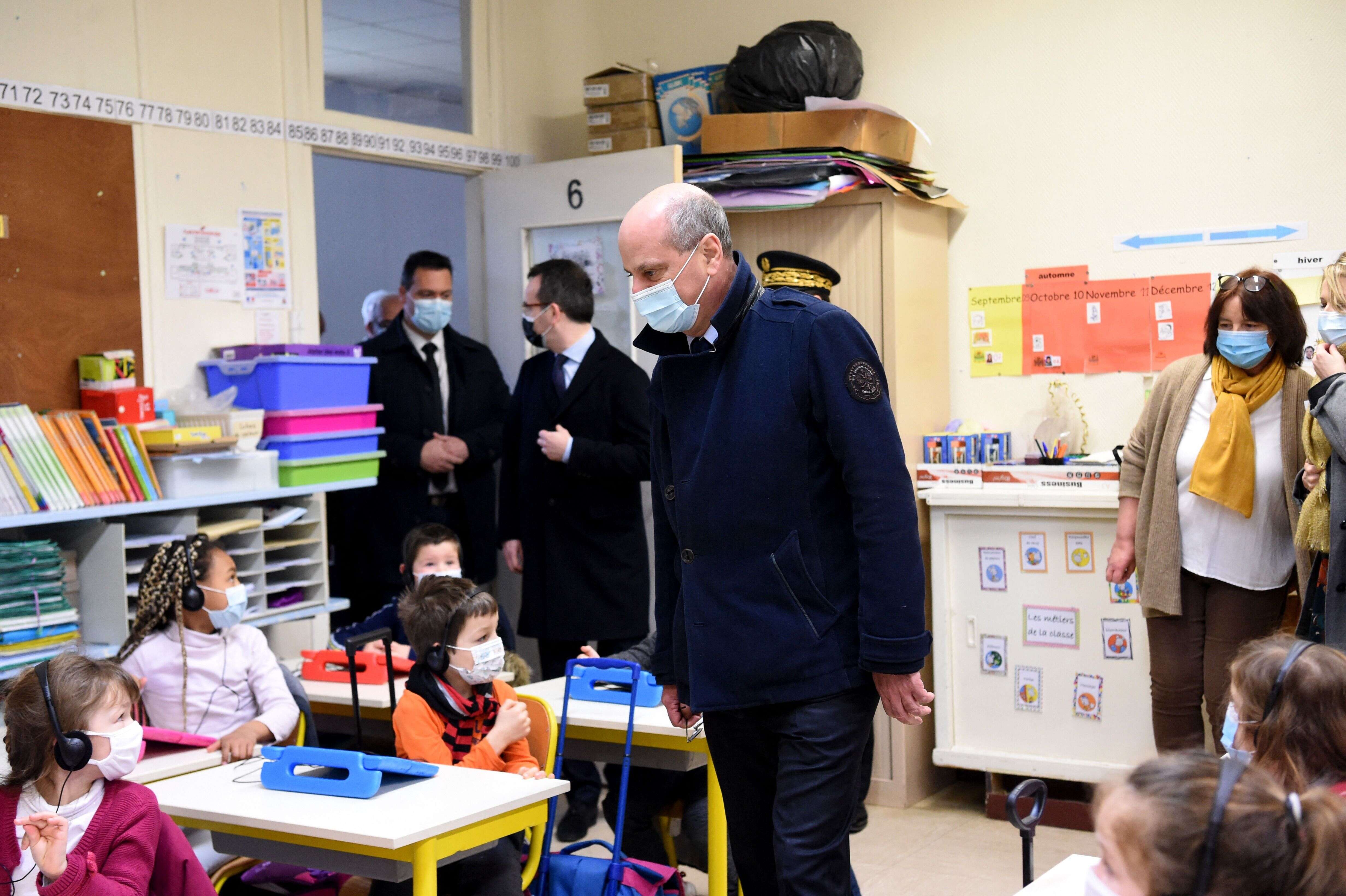 Le ministre de l'Éducation nationale en visite d'une école La Ferté-Milon (Aisne) le 22 mars (illustration)