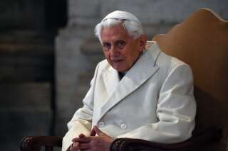 L'ancien pape Benoit XVI a demandé que son nom soit retiré d’un livre controversé