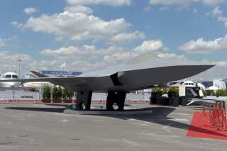 Le prototype grandeur nature du  Systeme de Combat Aerien Futur (SCAF), présenté sur le stand de Dassault Aviation au salon du Bourget le 17 juin 2019.