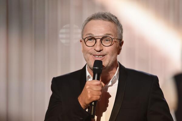 Laurent Ruquier sur la scène des Victoires De La Musique le 14 février 2020 à la Seine Musicale
