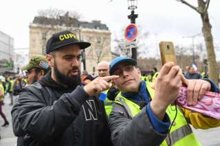 Éric Drouet lors d'une manifestation de gilets jaunes à Paris.