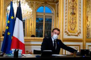 L'élection présidentielle 2022 se tiendra les 10 et 24 avril  (Emmanuel Macron à l'Élysée en novembre 2020 par Ian LANGSDON / POOL / AFP)