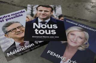 Les affiches officielles de Jean-Luc Mélenchon, Emmanuel Macron et Marine Le Pen