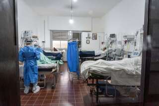 72,6% des lits en soins intensifs sont occupés, comme en témoigne cette photo prise en réanimation à dans un hôpital de Santa Fe, le 19 mai.