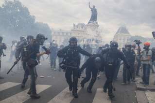 À Paris, des tensions en marge de la manifestation contre les violences policières