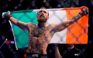 En 40 secondes, Conor McGregor réussit son retour en MMA avec une victoire explosive