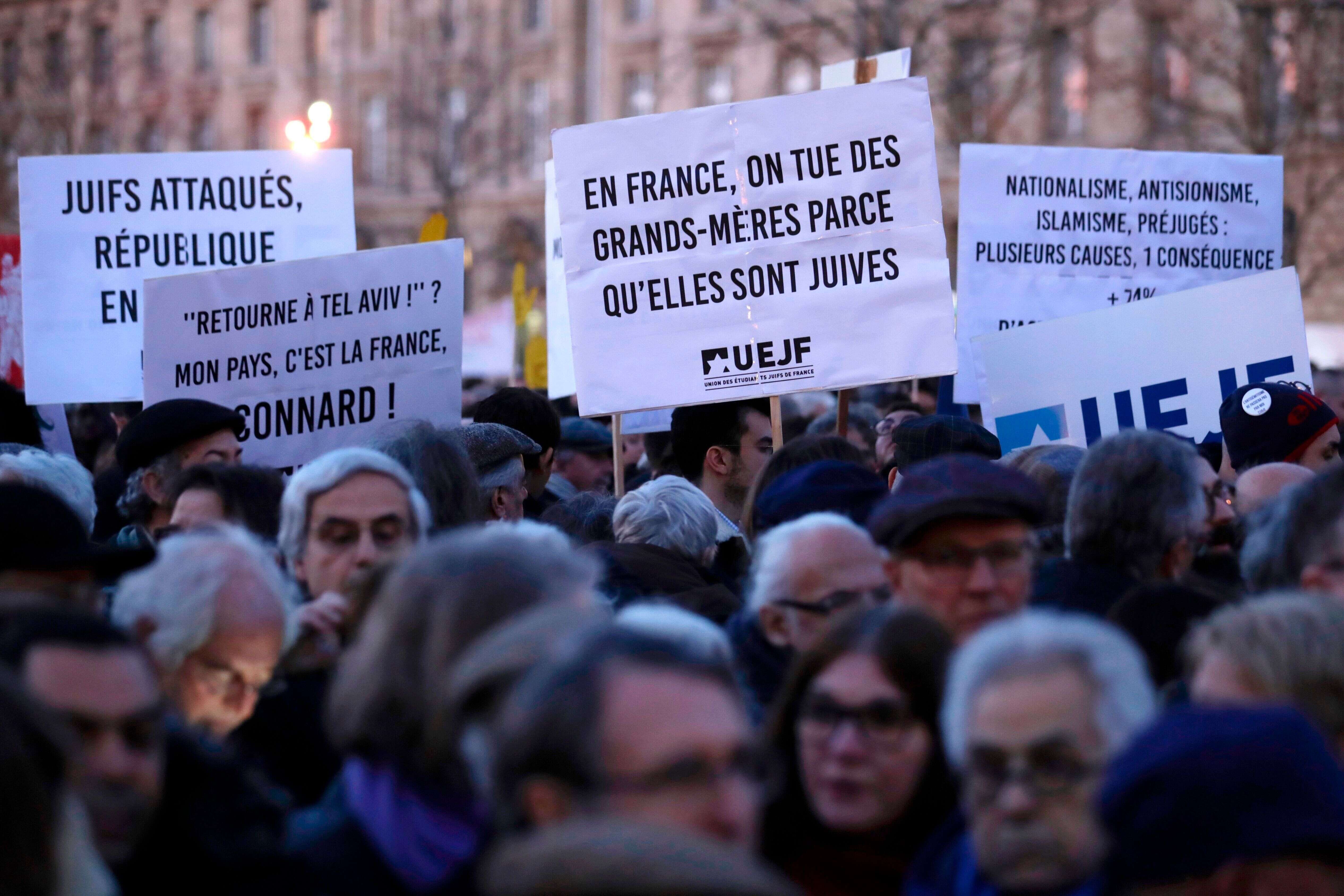Une manifestation contre l'antisémitisme à Paris, le 19 février 2019.