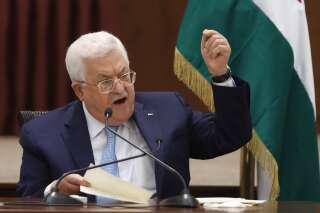 L’Autorité palestinienne de Mahmoud Abbas a qualifié de “trahison” de la cause palestinienne l’accord de normalisation des relations entre l’Etat hébreu et les Emirats arabes unis.