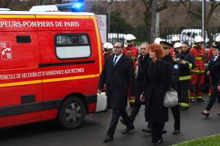 Le secrétaire d’Etat à l’Intérieur, Laurent Nunez, arrivant avec la procureure Laure Beccuau à L'Hay-les-Roses (Val-de-Marne) sur le site où a été abattu l'homme, le 3 janvier 2020.